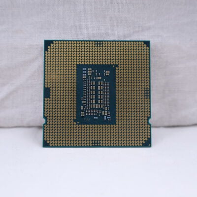 【通販センター】中古  INTEL Core i3 10105 (1200/3.7G/6M/C4/T8) 145174 