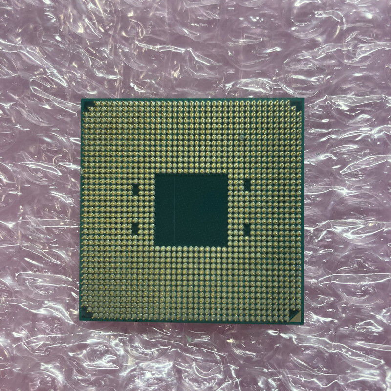 中古 AMD Ryzen 7 3800XT (AM4/3.9/36M/C8/T16/105W) 143145