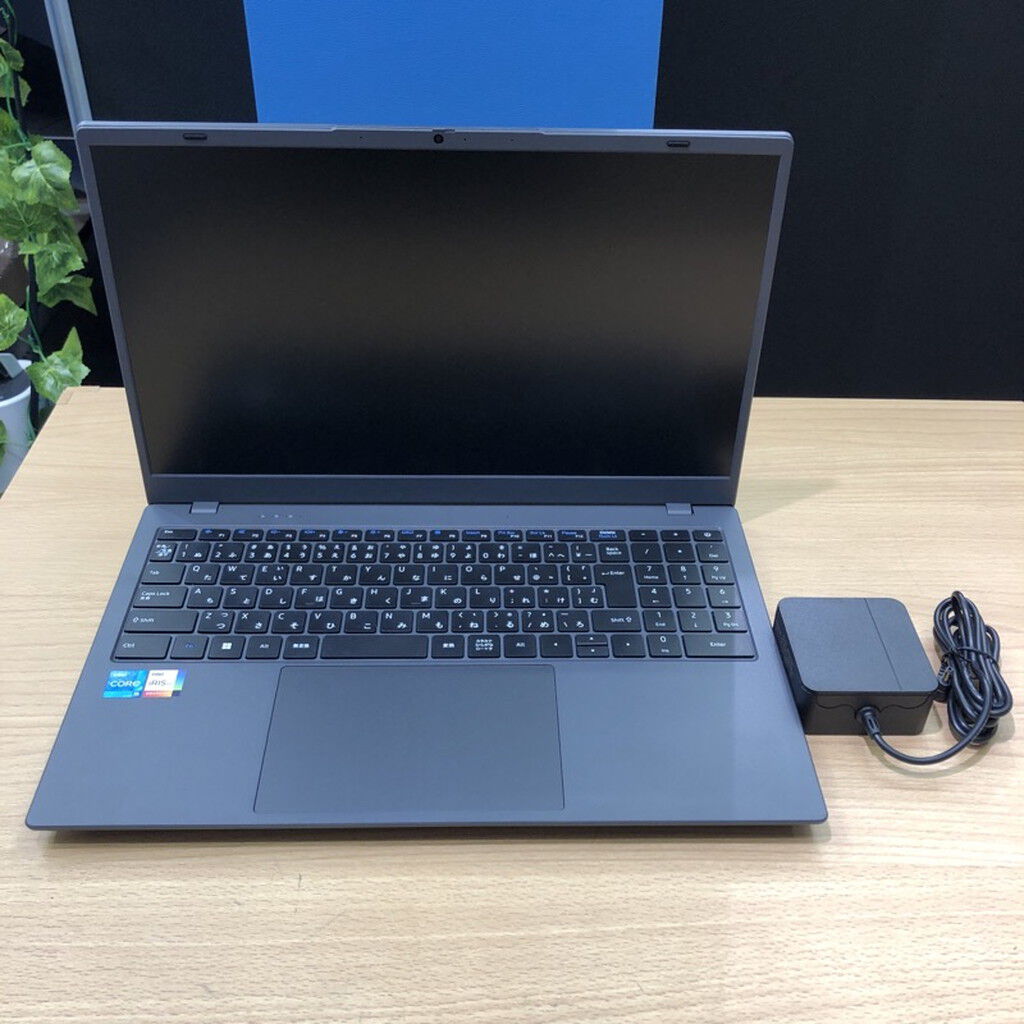 中古 ZOA ZCJ1015-1240 (i5-1240P/16GB/SSD256GB/W11H) 4720002315