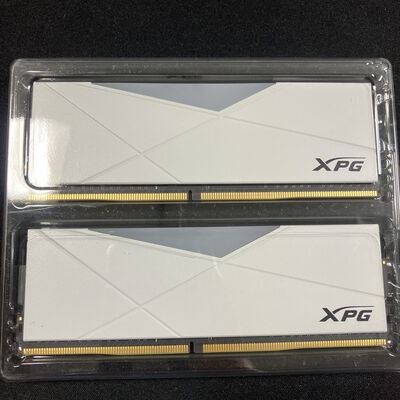 【大宮店】中古  ADT AX4U32008G16A-DW50 (DDR4 PC4-25600 8GBx2) 1250006591 