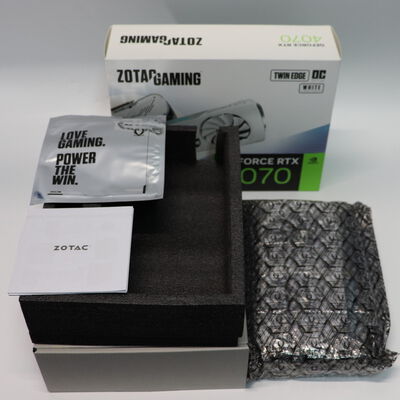 【札幌店】中古  ZOTAC GAMING GeForce RTX 4070 Twin Edge OC White Edition GDDR6 ZT-D40740Q-10M（RTX4070 12GB） 3480036076 