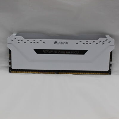 【通販センター】中古  PC4-25600 8GB デスクトップ用(DDR4-3200) 140727 
