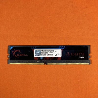 【なんば店】中古  PC4-25600 8GB デスクトップ用 140727 