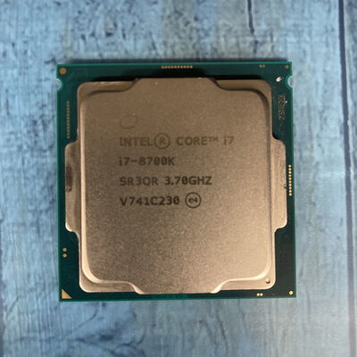 【広島店】中古  INTEL Core i7 8700K (1151/3.70GHz/12M/C6/T12) 136197 
