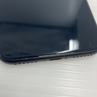 【秋葉原本店】中古  【国内版SIMフリー】Apple iPhoneSE 4.7インチ (第3世代) 64GB (ミッドナイト) MMYC3J/A 154845 