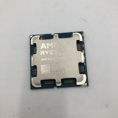 【盛岡都南店】中古  AMD Ryzen 7 9700X (AM5/3.8GHz/40M/C8/T16/65W) 169022 