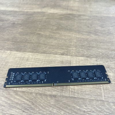 【浦添城間店(沖縄)】中古  PC4-25600 16GB デスクトップ用 140728 