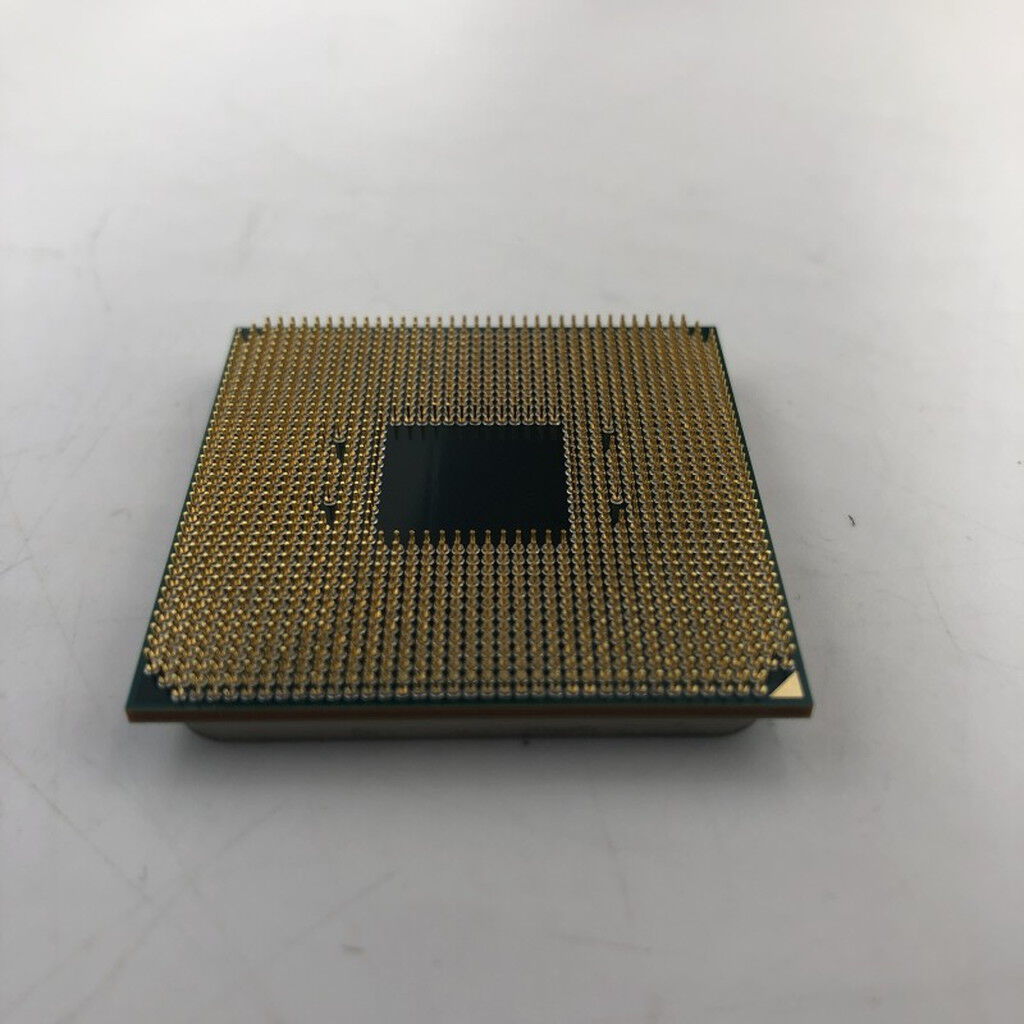 中古 AMD Ryzen 7 3700X (AM4/3.6/36M/C8/T16/65W) 140025 （382019