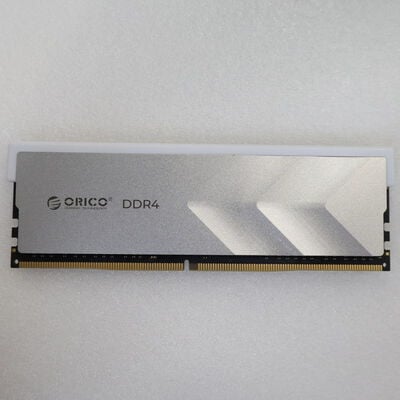 【通販センター】中古  PC4-25600 8GB デスクトップ用(DDR4-3200) 140727 