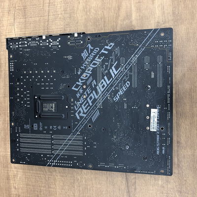 【宇都宮鶴田店】中古  ASUS ROG STRIX Z390-F GAMING (Z390 1151 ATX DDR4) 138866 