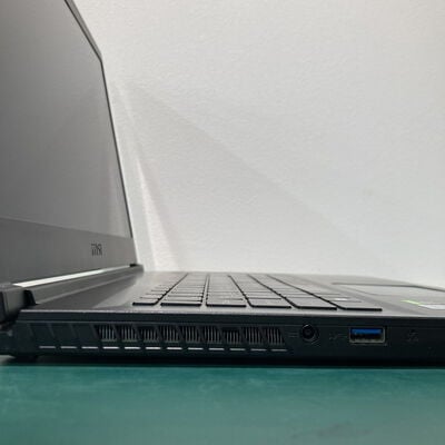 【浦添城間店(沖縄)】中古  MSI GF63 Thin 10UC-696JP (i7-10750H/16GB/SSD512GB/RTX3050/WLAN/15.6FHD) 3280022414 