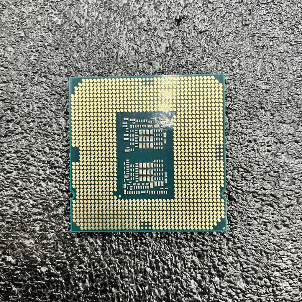 中古 INTEL Core i7 10700 (1200/2.9G/16M/C8/16) 142718 （368208