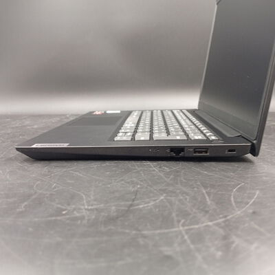 【大須店】中古  Lenovo V14 Q4 3120023958 