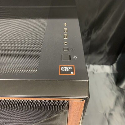 【横浜駅前店】中古  自作PC  (AMD Ryzen 9 9950X3D /32GB/SSD2TB/RX9070XT/W11H/有線LAN◯無線LAN◯) 3400009780 