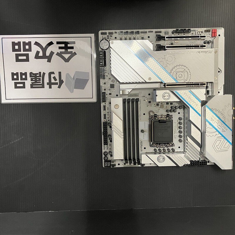 アトラク 中古 ASRock Z890 Taichi AQUA (Z890 1851 E-ATX DDR5) 172160