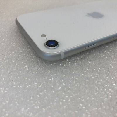 【京都店】中古  【au】Apple iPhoneSE 4.7インチ (第2世代/2020) 64GB (ホワイト) MHGQ3J/A 新パッケージ版 146172 