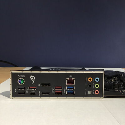 【松山環状枝松店】中古  ASUS ROG STRIX Z390-F GAMING (Z390 1151 ATX DDR4) 138866 
