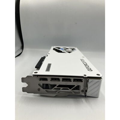 【座間相武台】中古  MSI GeForce RTX 5070 12G GAMING TRIO OC WHITE 3480039036 