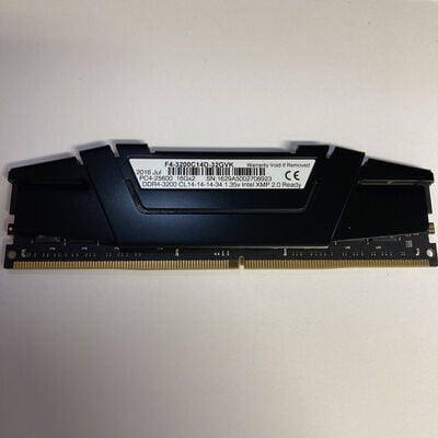 【札幌店】中古  PC4-25600 16GB デスクトップ用 140728 