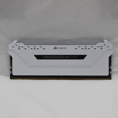 【通販センター】中古  PC4-25600 8GB デスクトップ用(DDR4-3200) 140727 