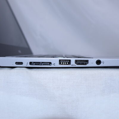 【通販センター】中古  【ジャンク品/保証無/返品質問不可】NEC VersaPro タイプVB PC-VKM17BZC3 (Core i5 8350U/8GB/SSD256GB/-/オンボード/12.5/1366x768/Wi-Fi/WEBCAM/W11H64 MAR) 186070 