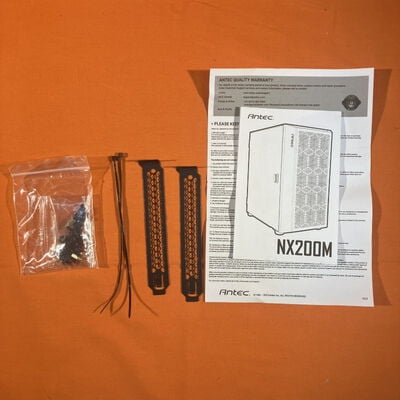 【なんば店】中古  ANTEC NX200M (mATX ｶﾞﾗｽ) 3280021881 