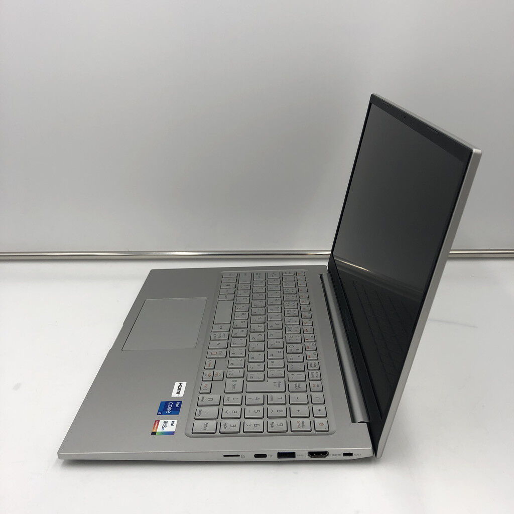 中古 THIRDWAVE DX-R7(i7-1355U/16GB/SSD512GB/W11H) 5200000983