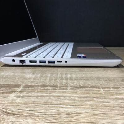 【松山環状枝松店】中古  dynabookP1-T6VP-EG(Corei7 1260P/8GB/SSD256GB/DVDマルチ/無し/15.6/1920&times;1080/W11H) 4560001522 