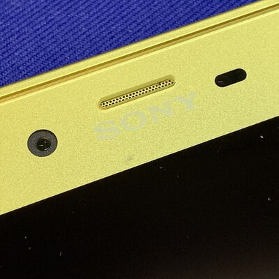 【横浜駅前店】中古  【docomo】 Xperia XZs SO-03J （シトラス） 136582 