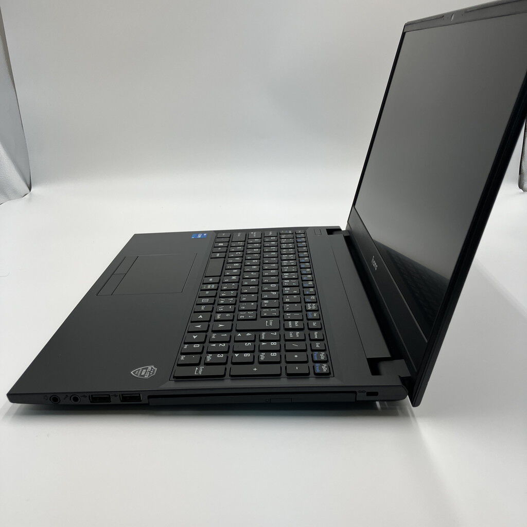 中古 iiyama IStNEi-15FH121 (i5 1135G7/8GB/SSD500GB/ROM/WLAN/15.6