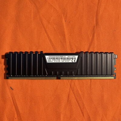 【なんば店】中古  PC4-21300 16GB デスクトップ用 135638 