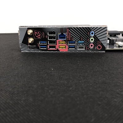 【長野稲里店】中古  ASRock B650 PG Lightning WiFi (B650 AM5 ATX DDR5) 5110001100 