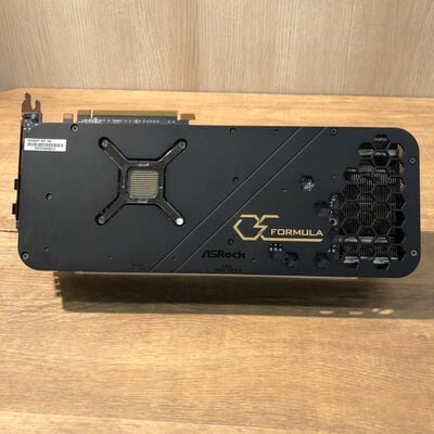 【姫路店】中古  ASRock RX6900XT OCF 16G 4740000992 