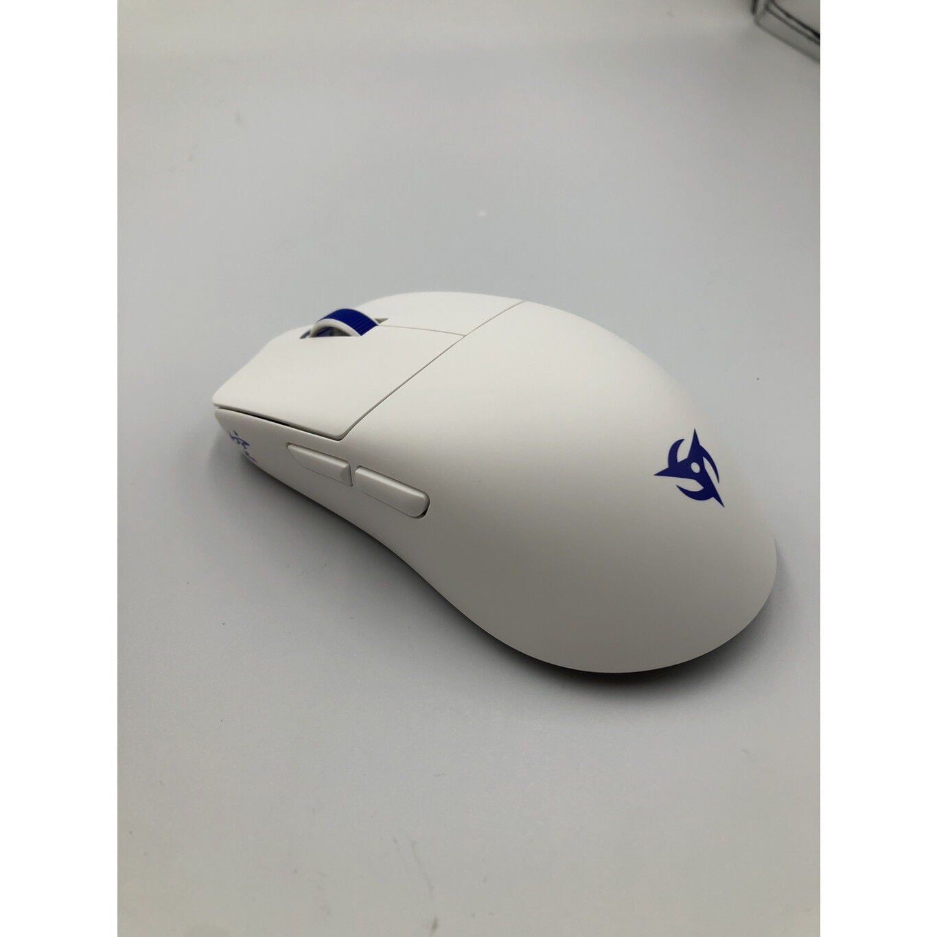 中古 Ninjutso Sora V2 8K Wireless Gaming Mouse White 4680003629