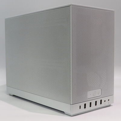 【札幌店】中古  自作パソコン(Ryzen 7 9800X3D/16GB/SSD512GB/W11H) 3210016185 