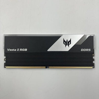 【なんば店】中古  PC5-48000 16GB デスクトップ用(DDR5-6000) 149154 