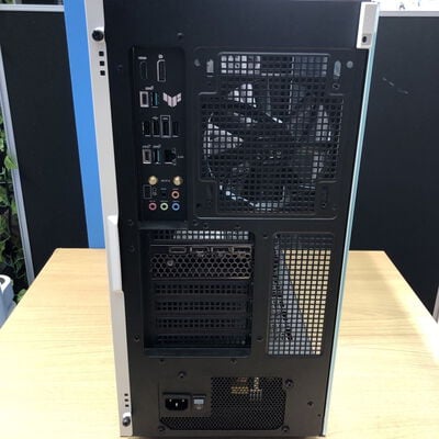 【甲府飯田店】中古  自作パソコン(Ryzen 7 7700X/32GB/SSD256GB/RTX4070 SUPER/W11H) 4720003062 