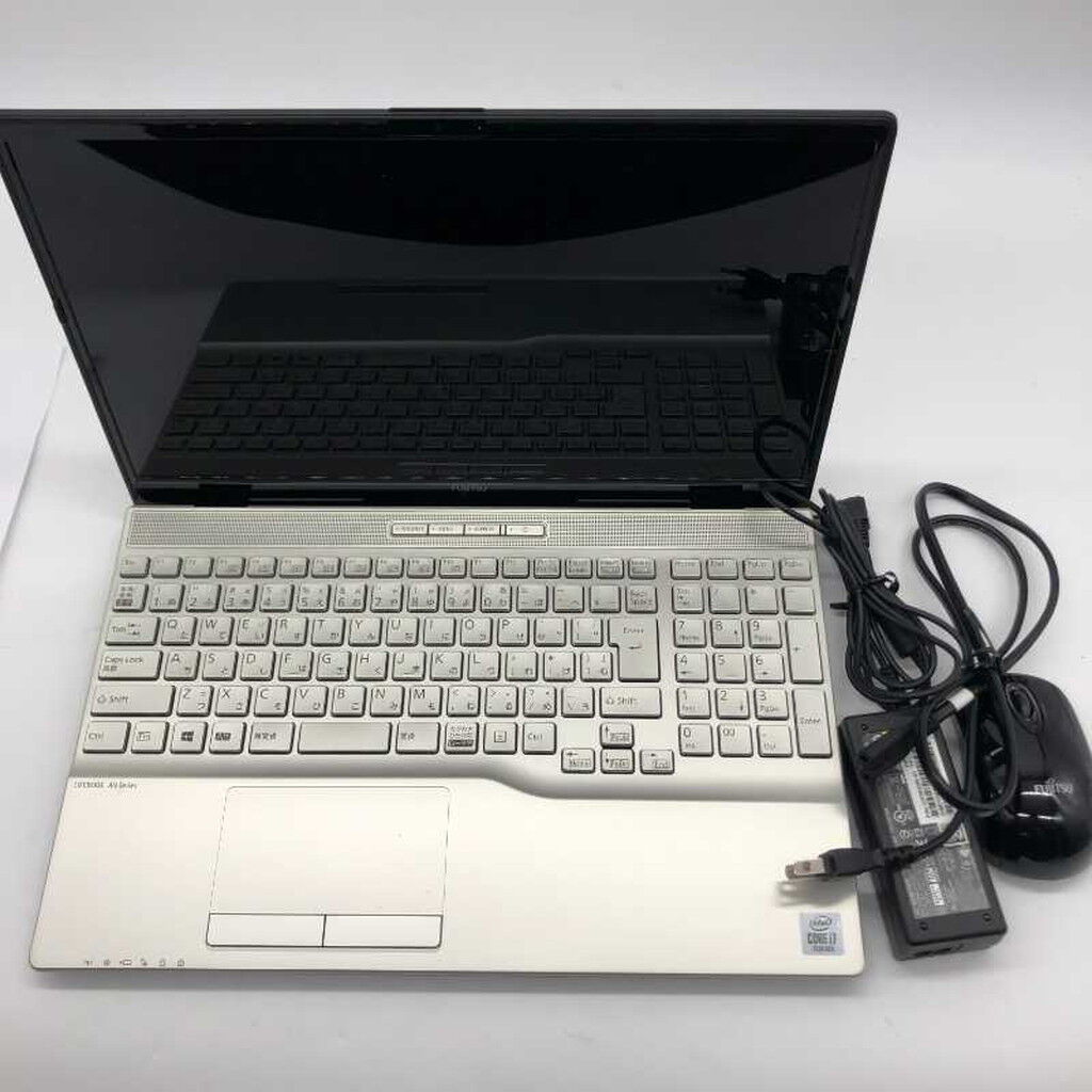 中古 富士通 FMV Lifebook A53E2G(i7-10510U/8GB/SSD512GB/DVD-R/オン