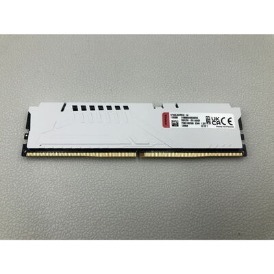 【水戸赤塚店】中古  Kingston FURY KF560C36BWEK2-64 4680002889 