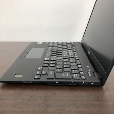 【福山ココローズ店】中古  Fujitsu LIFEBOOK U9310/D (Core i5-10310U/4GB/128GB/-/-/WLAN/13.3FHD/W11P64/-) 3240008318 