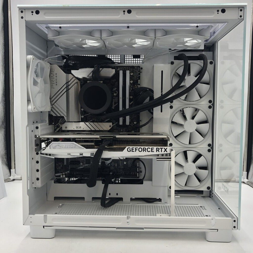 中古 自作PC H9White(i7 13700K/32GB/SSD500GB+2TB/RTX4070 Ti SUPER