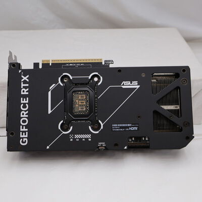 【通販センター】中古  ASUS DUAL-RTX5070-12G (RTX5070 12GB) 200546 