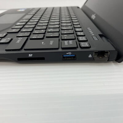 【秋葉原本店】中古  FUJITSU　LIFEBOOK　U9311/FX(i5-1135G7/8GB/SSD256GB/W11P) 3410016397 