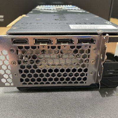 【甲府飯田店】中古  各社 GeForce RTX4070Ti SUPER (16GB PCI-E) 164258【8/14価格改定!】 