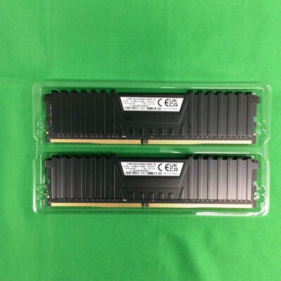 【川崎店】中古  Corsair CMK32GX4M2E3200C16(DDR4 PC4-25600 16GBx2 デスクトップ用) 3170007045 