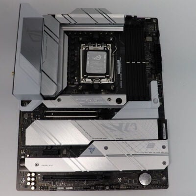 【札幌店】中古  ASUS ROG STRIX X670E-A GAMING WIFI(X670E ATX DDR5） 3210014045 