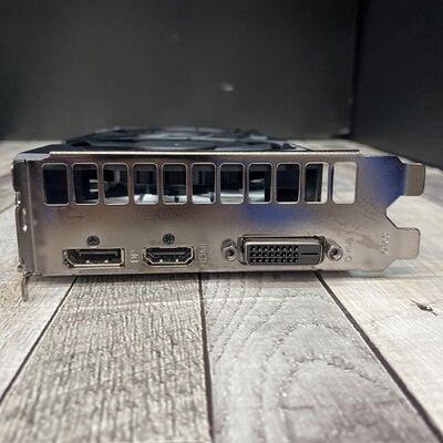 【広島店】中古  玄人志向 GF-GTX1650-E4GB/OC/DF (GTX1650 4G GDR5) 139577 