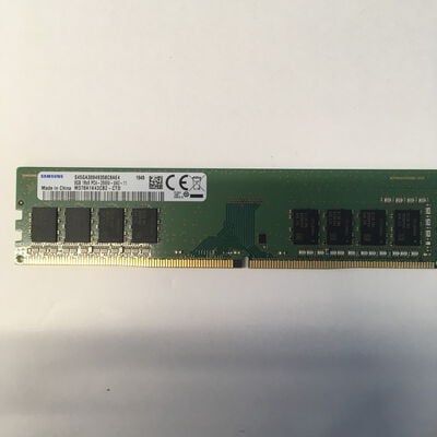 【博多店】中古  PC4-21300 8GB デスクトップ用(DDR4-2666) 126165 