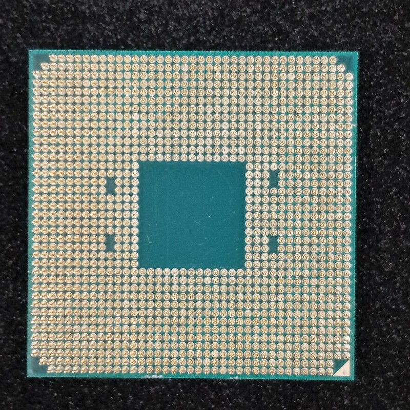 【中古】AMD Ryzen 7 3800XT 中古 AMD Ryzen 7 3800XT (AM4/3.9/36M/C8/T16/105W) 143145