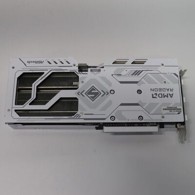 【札幌店】中古  Asrock RX9060XT SL 16GO 90-GA5JZZ-00(RX9060XT 16G) 3210014674